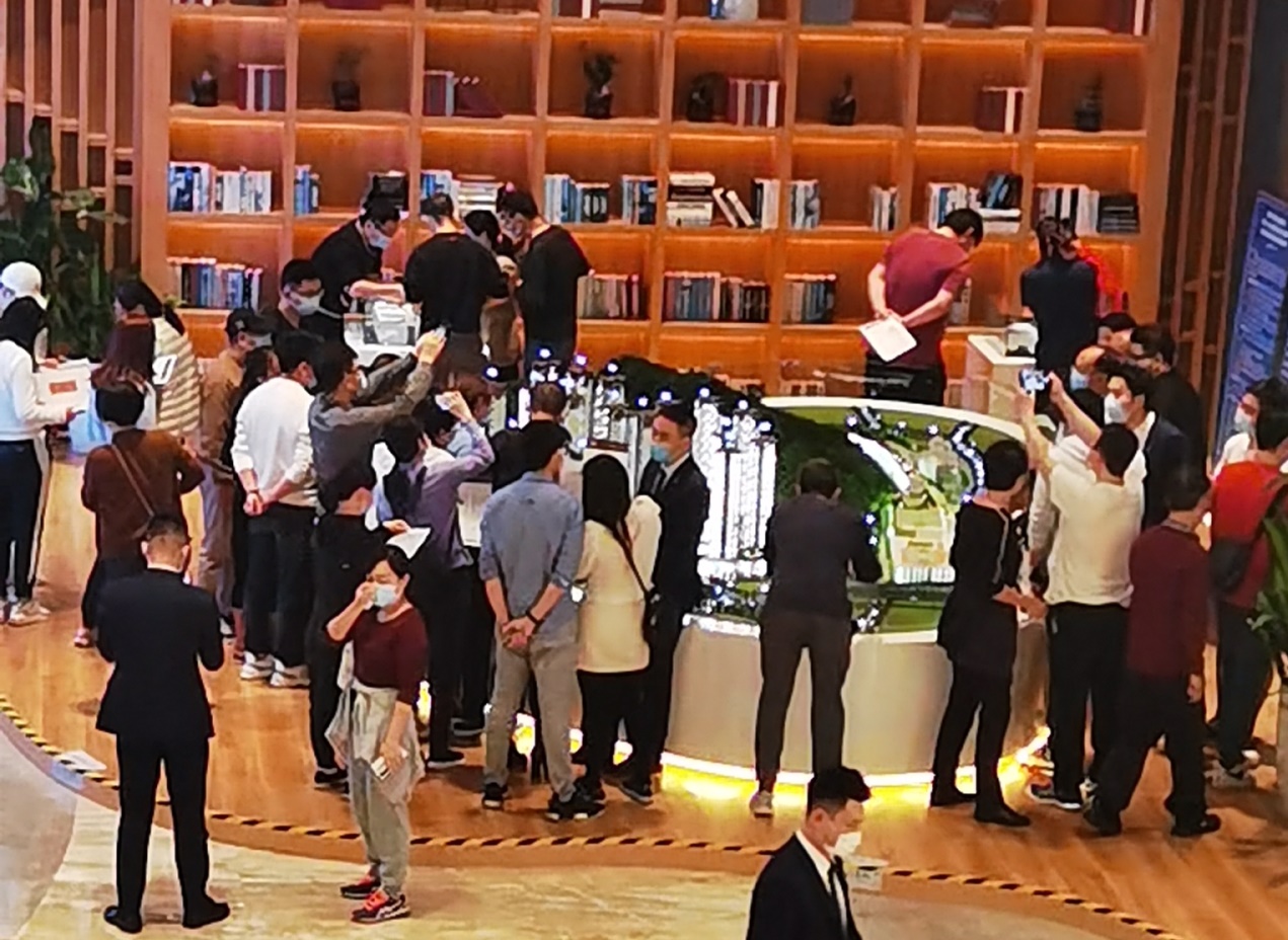 附件1：ONEPay
懿府展示馆人气爆棚.jpg