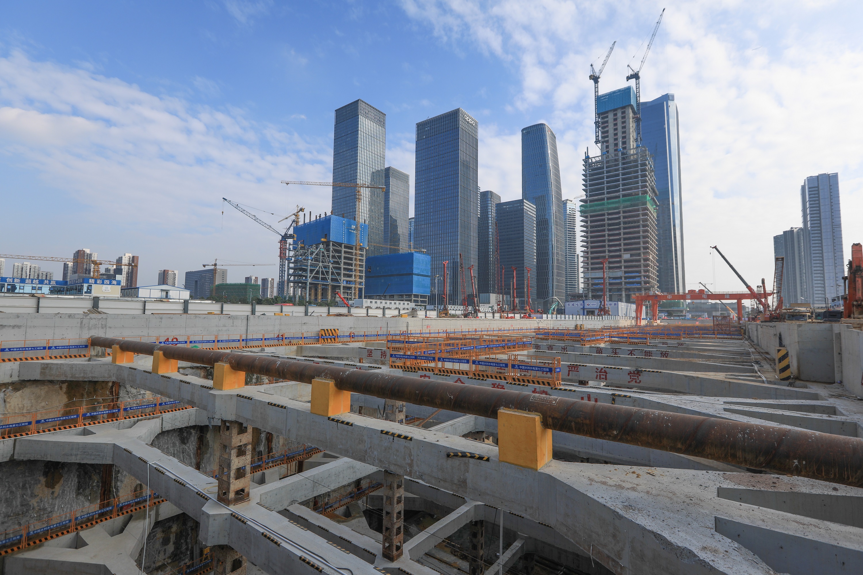 7.正在建设中的穗莞深城际线.jpg