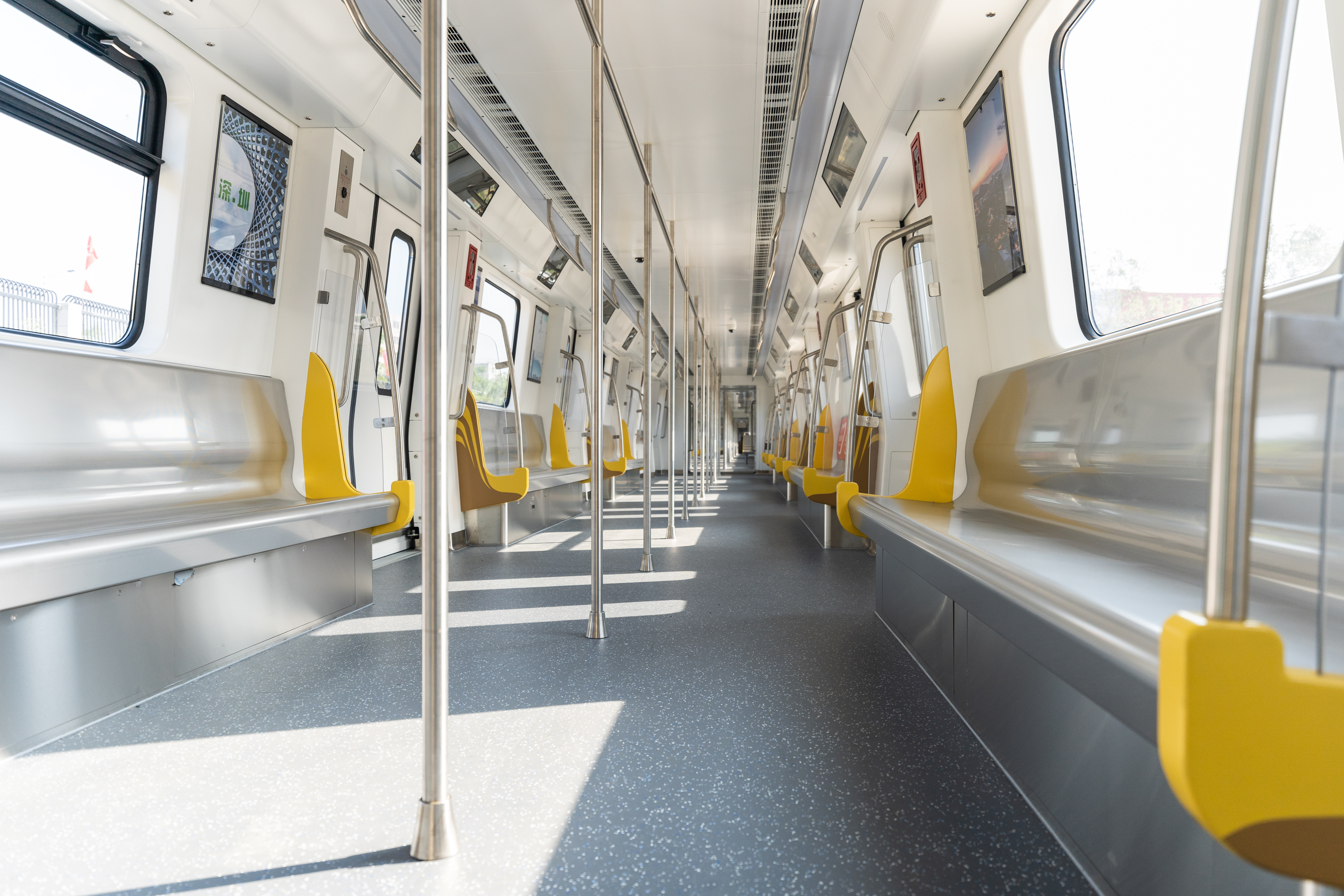 14号线列车内景.jpg